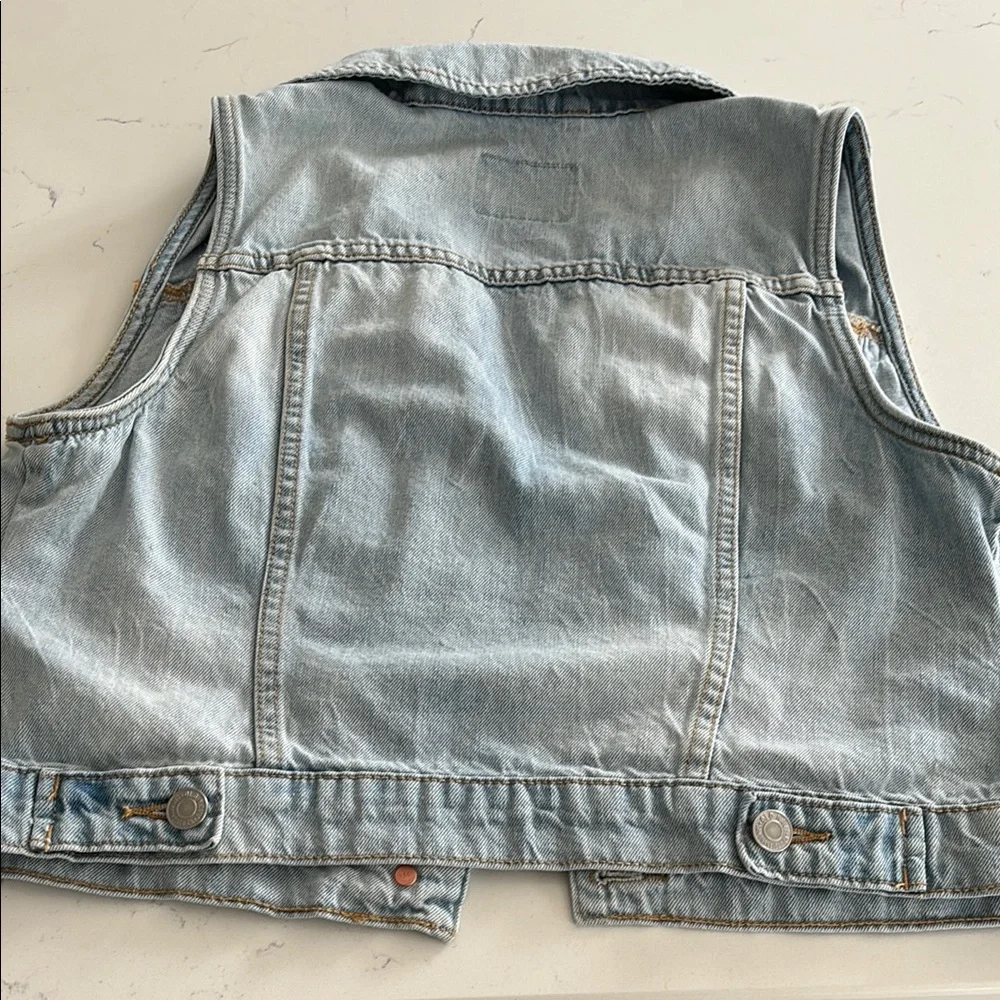 Old Navy Kids Denim Vest - Light Blue - Girls M